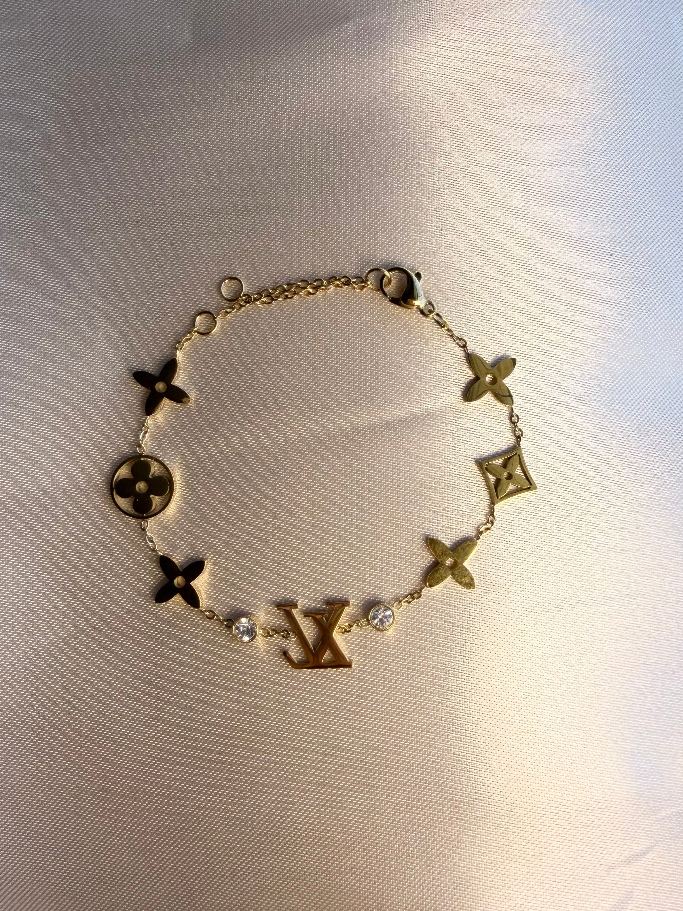 Love in The Stars bracelet.