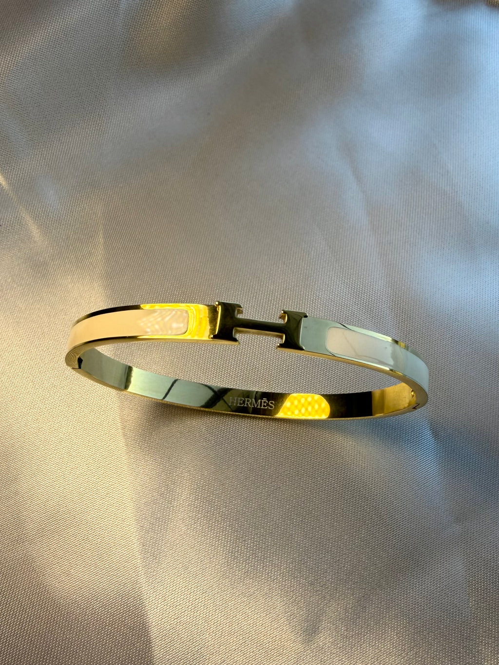 Helan bangle.