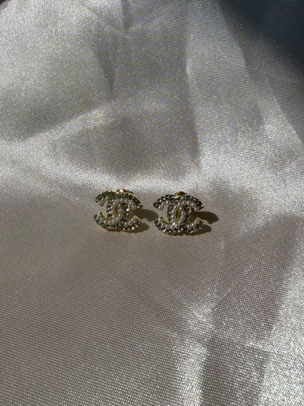 Crystal Pearl Studs.